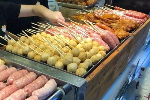 夜市烤肠爆料视频播放,揭秘街头美食背后的故事  第3张