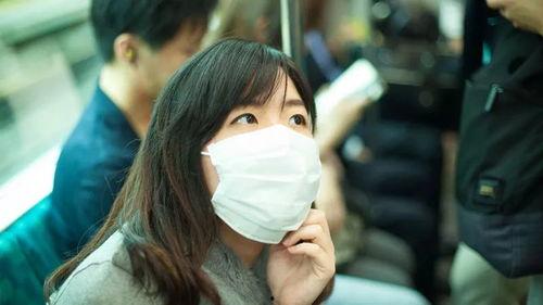 戴口罩爆料女的是谁啊视频,视频背后的真相与争议  第1张