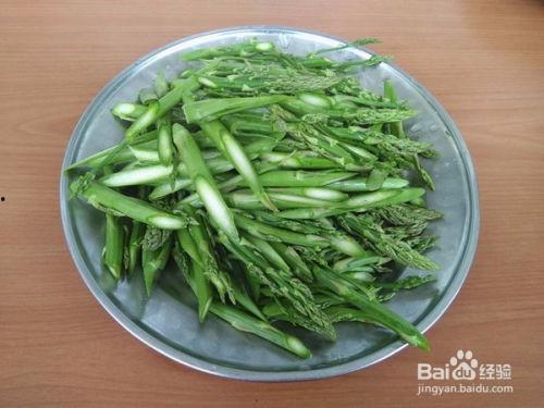 香肠炒芦笋圈内爆料周深,烹饪技艺引粉丝热议 第3张 香肠炒芦笋圈内爆料周深,烹饪技艺引粉丝热议 第3张