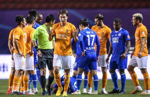 足坛最新爆料消息,最新爆料揭秘转会市场幕后真相  第2张