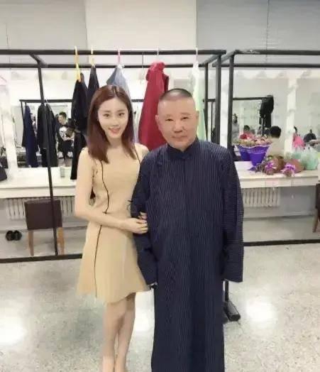 郭德纲爆料女性视频播放,真相与争议再掀波澜  第2张