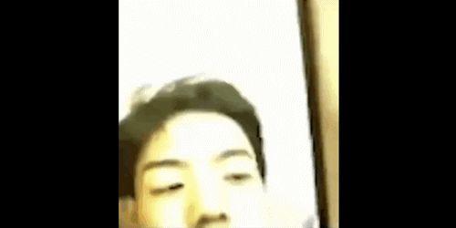 黄晨抽烟爆料视频播放,揭秘明星私生活瞬间  第2张