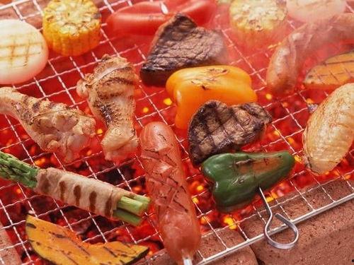 爆料徐州烧烤店视频,现场惊心动魄，引发社会关注