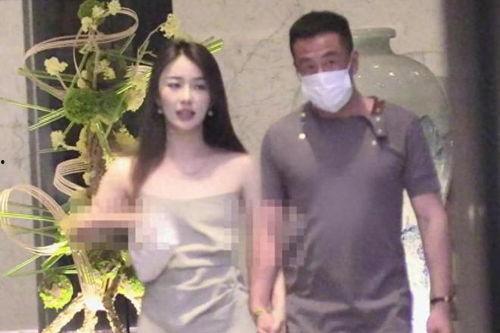 明星牵手爆料最新,揭秘娱乐圈最新惊天爆料背后的真相  第2张