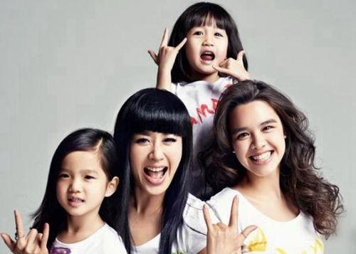 明星牵手爆料最新,揭秘娱乐圈最新惊天爆料背后的真相  第3张