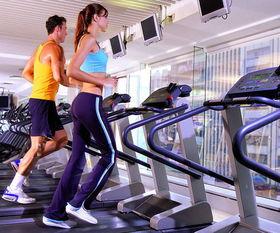 丹东健身爆料新闻视频,揭秘健身行业背后真相