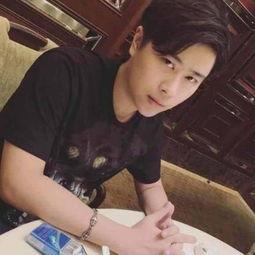 卢哇噻最新的直播爆料  第3张